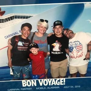 Meet your Posher, Lee